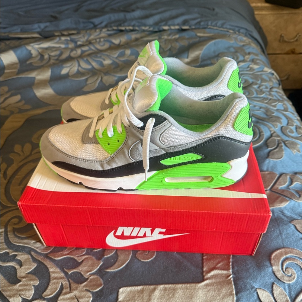 Nike  Air Max 95 Shoes - White, Black, and Green